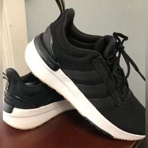 Adidas cloud foam sneakers